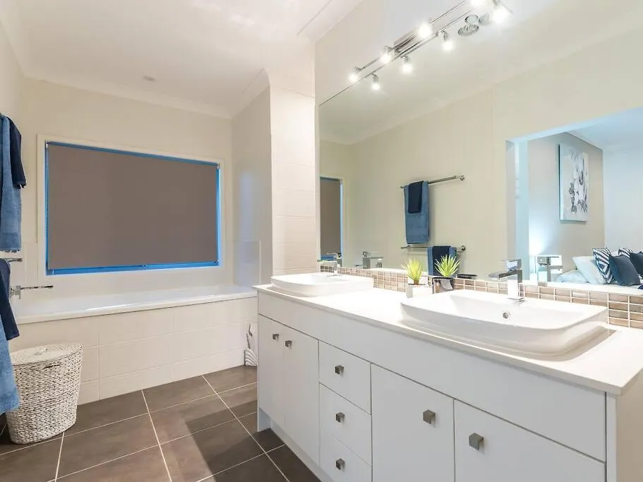 Serenity Retreat Noosa Luxury Guest Suite W Private Solar Heated Pool Noosaville Apartmán